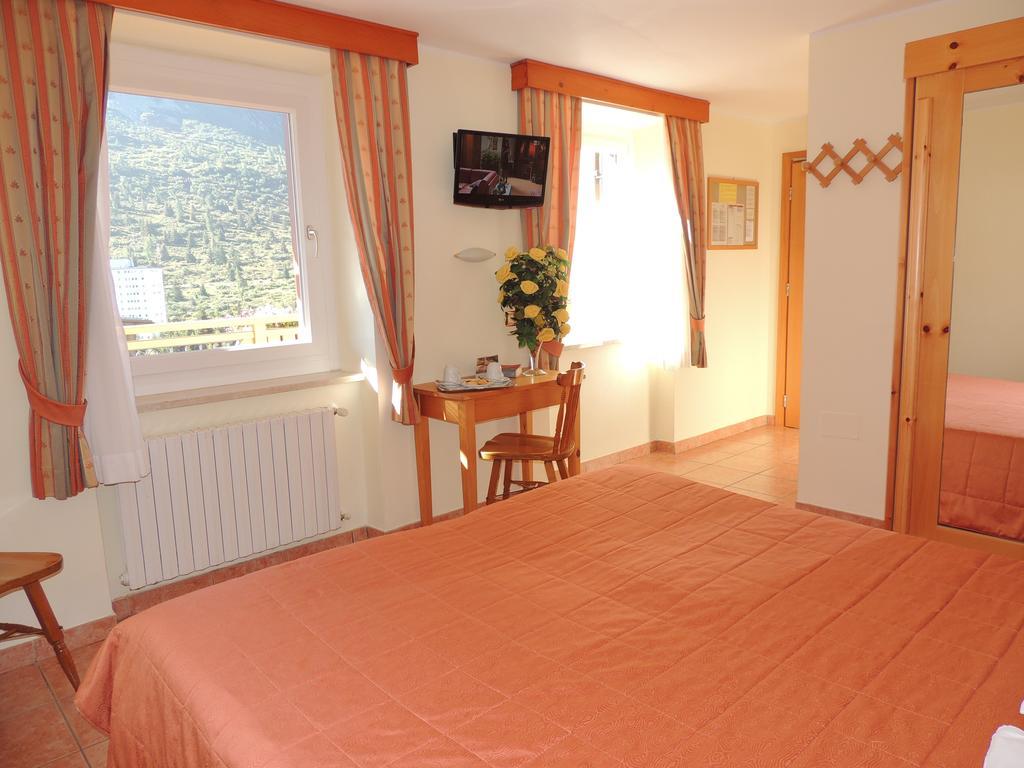 Albergo Eden Passo del Tonale Room photo
